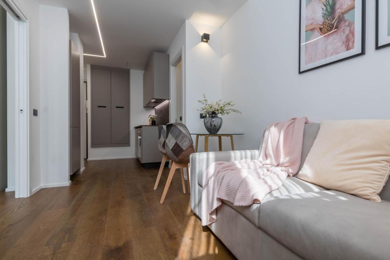 Central & Cozy Apartment In Milan Via Disciplini Exteriér fotografie